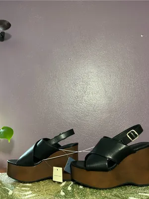 Universal Threads Y2k Naomi‎ Wood Wedge Heels size 7.5 black brown whimsy office thumbnail 4