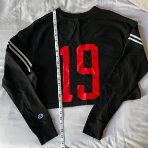 Champion Crop Top Sweater thumbnail 7