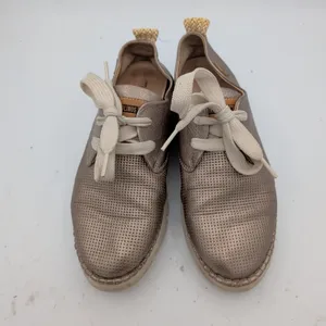 Pikolinos Vera Metallic Gold Perforated Leather Derby Shoes Size 40 Women 9.5-10 thumbnail 4