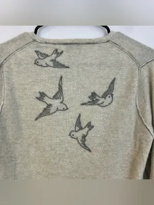 New Scotland 100% Cashmere Lightweigth V-neck Embroidered Sparrow Swearer Small thumbnail 4