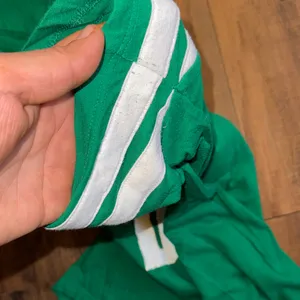 PINK Victoria's Secret Festive Green Tee thumbnail 11