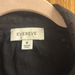 Evereve women’s blouse size medium thumbnail 3