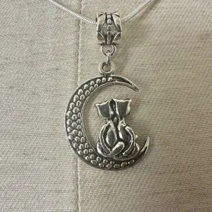 Silver tone cats sitting on moon pendant necklace Silver thumbnail 2