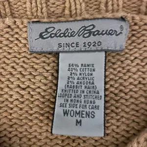 EDDIE BAUER Tan/White Snowflake Design Knit Button-Down Cardigan - Size Medium thumbnail 4