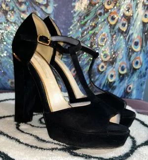 Prima Donna Size 7.5 Black Suede T Strap Platform Chunk Heels thumbnail 1