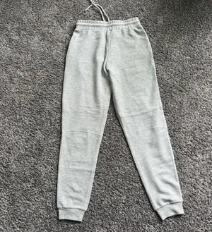 ALO Yoga Light Gray Waffle Knit Joggers thumbnail 8