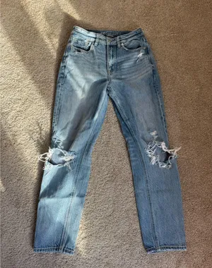 American Eagle Outfitters Jeans thumbnail 1