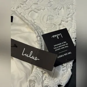 Lulu's White Floral Lace Backless Sheath Dress Size M NWT Classy, Feminine thumbnail 9