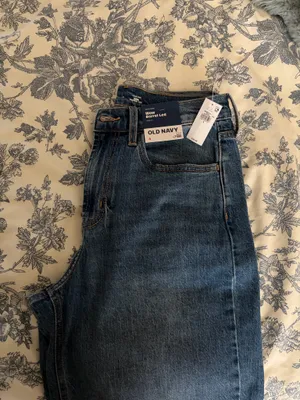 Old Navy Barrel Jeans thumbnail 2