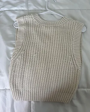 ZARA Knit Sweater Vest thumbnail 3