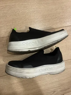OOFOS OOmega eeZee Low Women’s Recovery Shoe Black Sneaker Slip On Size 10 thumbnail 3