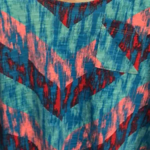 Empyre tank perfect condition size large thumbnail 2