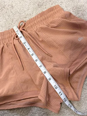 ALO Yoga Women’s Frame Runner Shorts Pull On 2” in Henna S thumbnail 10