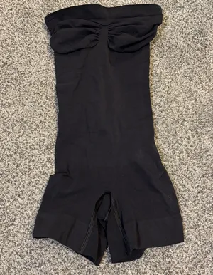 Skims Strapless Sculpting Bodysuit thumbnail 1