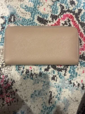 Tory Burch Two-Tone Leather Zip Wallet in Beige thumbnail 3
