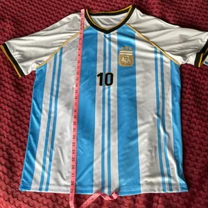 Official Argentina Messi #10 Jersey NWT Size L thumbnail 6
