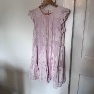 Light Pink Tiered Babydoll Mini Dress Wilfred Aritzia Women's Size Small thumbnail 2