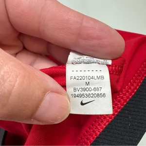 Nike Dri-Fit Medium Support Red Sports Bra Size Medium‎ thumbnail 5