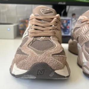 New Balance Brown 9060 sneakers thumbnail 5