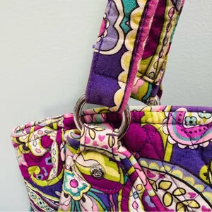 Lovely Vera Bradley Shoulder Bag in Pristine Condition thumbnail 3