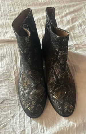 Snake Booties thumbnail 2