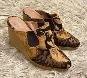 Donald Pliner Ingrid Wedges 9.5 Brown thumbnail 1