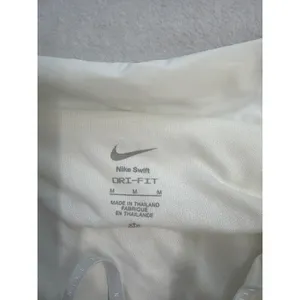 Nike Women's Swift Dri-FIT 2.5" Brief-Lined Running Shorts Medium HQ0638-133 NWT thumbnail 8