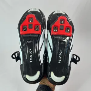 Peloton Cycling Shoes Unisex Size 40 Black Red Hook Loop Ratchet Buckle Cleats thumbnail 6
