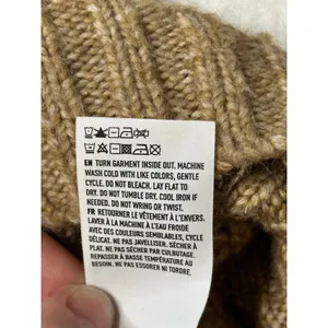 American Eagle chunky knit v-neck oversized sweater (L) neutral tan thumbnail 4