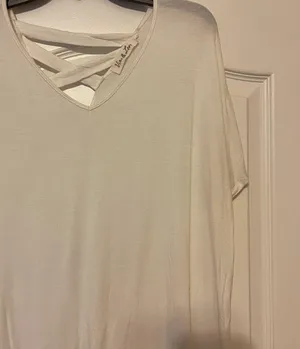 Boutique White blouse thumbnail 1