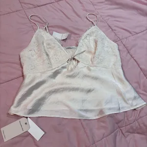 NWT A&F Bella tank top with front tie XL thumbnail 4
