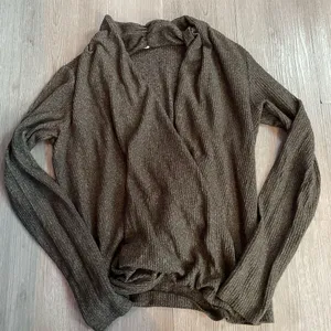 Anthropologie Daily Practice Soft Wrap Top Size Small thumbnail 3