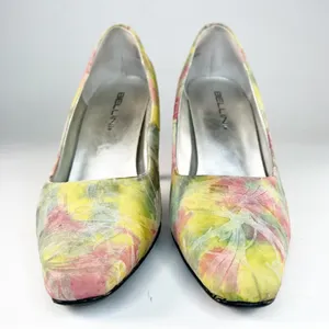 Bellini Tamesis Embossed Leather Kitten Heels Shoes Floral Yellow Pink Women 7.5 thumbnail 2