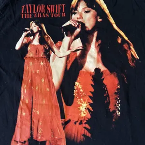 Taylor Swift Eras Tour 2023 2024 Concert T-Shirt L Black Double Sided Tee thumbnail 2