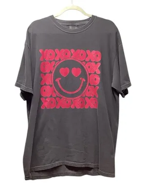 Comfort Colors Emoji Love inspired Gray graphic crewneck tee shirt. Size XL thumbnail 1