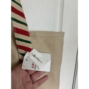 NWT Walt Disney World Christmas Holiday Canvas Tote Bag Red Green thumbnail 3