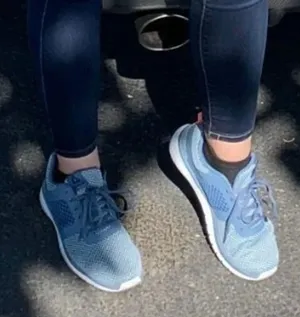 Reebok sneakers lightweight blue size 8.5 thumbnail 1