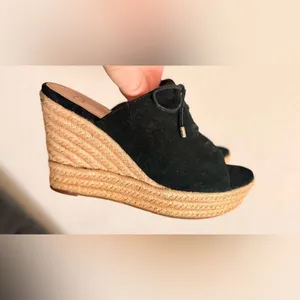 UGG Giorgia Black Suede Wedge Size 6.5 Espadrille Lace Up Detail thumbnail 14