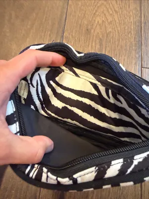 Glovelt Zebra Print Wristlet Pouch - Black & White thumbnail 4
