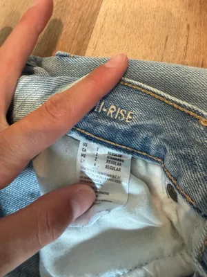American Eagle Jeans thumbnail 4