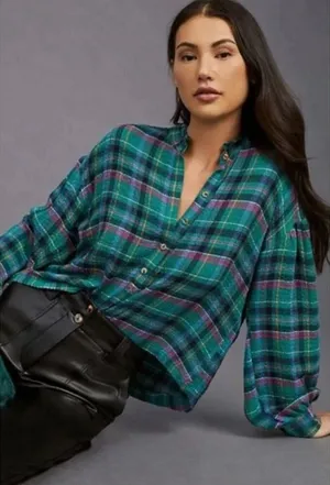 Anthropologie Pilcro Cropped Puff-Sleeve Soft Crinkle Green Plaid‎ Blouse Small thumbnail 1