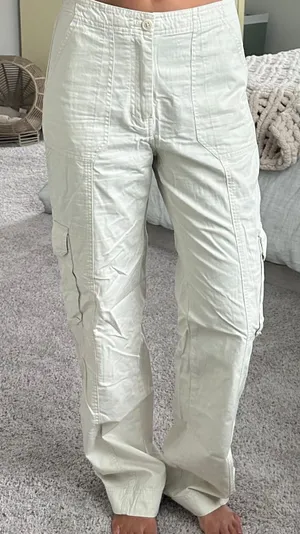 Relaxed Cargo Abercrombie Curve Love Pants Cream thumbnail 1