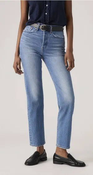 Levi's Classic Light Blue Wedgie Straight Leg Jeans 26 thumbnail 1