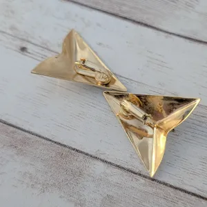 Vintage Clip On Earrings Gold Tone Large Triangular Statement thumbnail 7