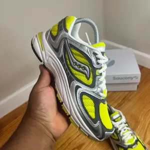 Saucony Grid Jazz 9 Yellow Silver Size 5.5M/7W thumbnail 11