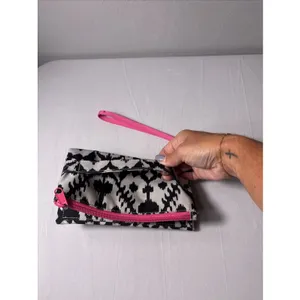 Kavu Big Spender Fold Canvas Wallet Wristlet Pocket Clutch Ink Blot Pink thumbnail 2