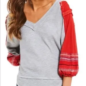 We the Free People Red embroidered Bubble‎ Sleeve Gray Shirt XS thumbnail 1