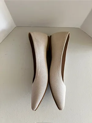 Old Navy Soft-Knit Pointed-Toe Ballet Flats Size 8 cream Beige Comfy Stretch thumbnail 4