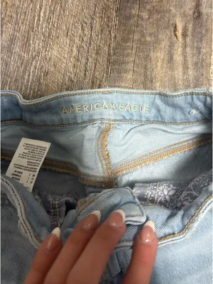 American Eagle Jeans Mom Ripped thumbnail 4