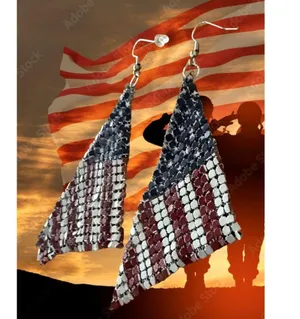 Handmade New American Flag Earrings Drop Dangle Stars Stripes Patriotic July 4 Ve… thumbnail 4